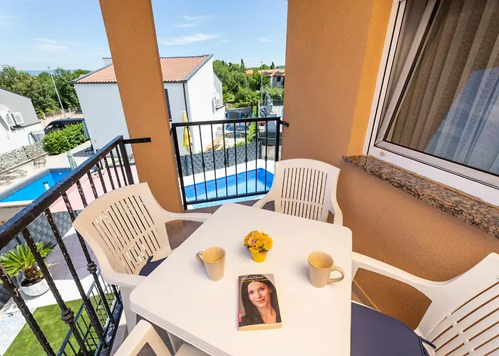 Apartment Darjana *