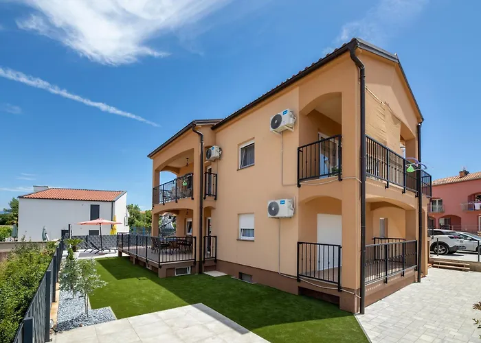 Apartment Darjana